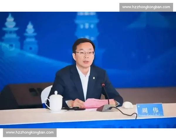 周伟赛场精彩表现引发观众热议与媒体广泛关注 周伟赛场精彩表现引发观众热议与媒体广泛关注